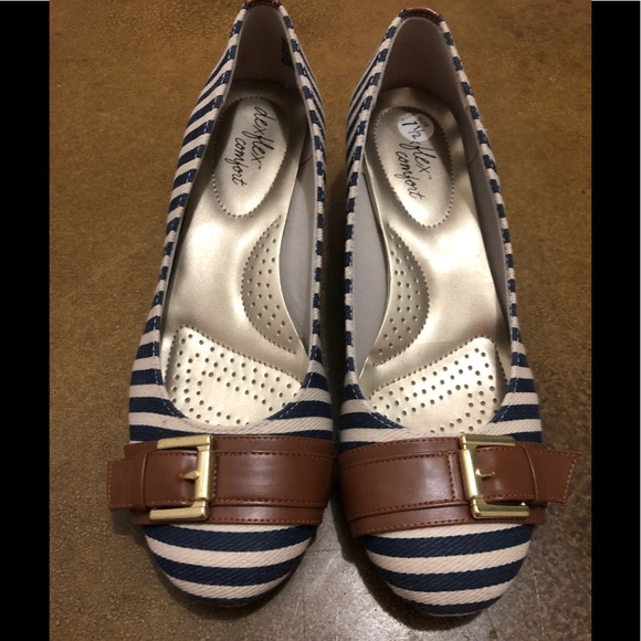 comfort flex flats